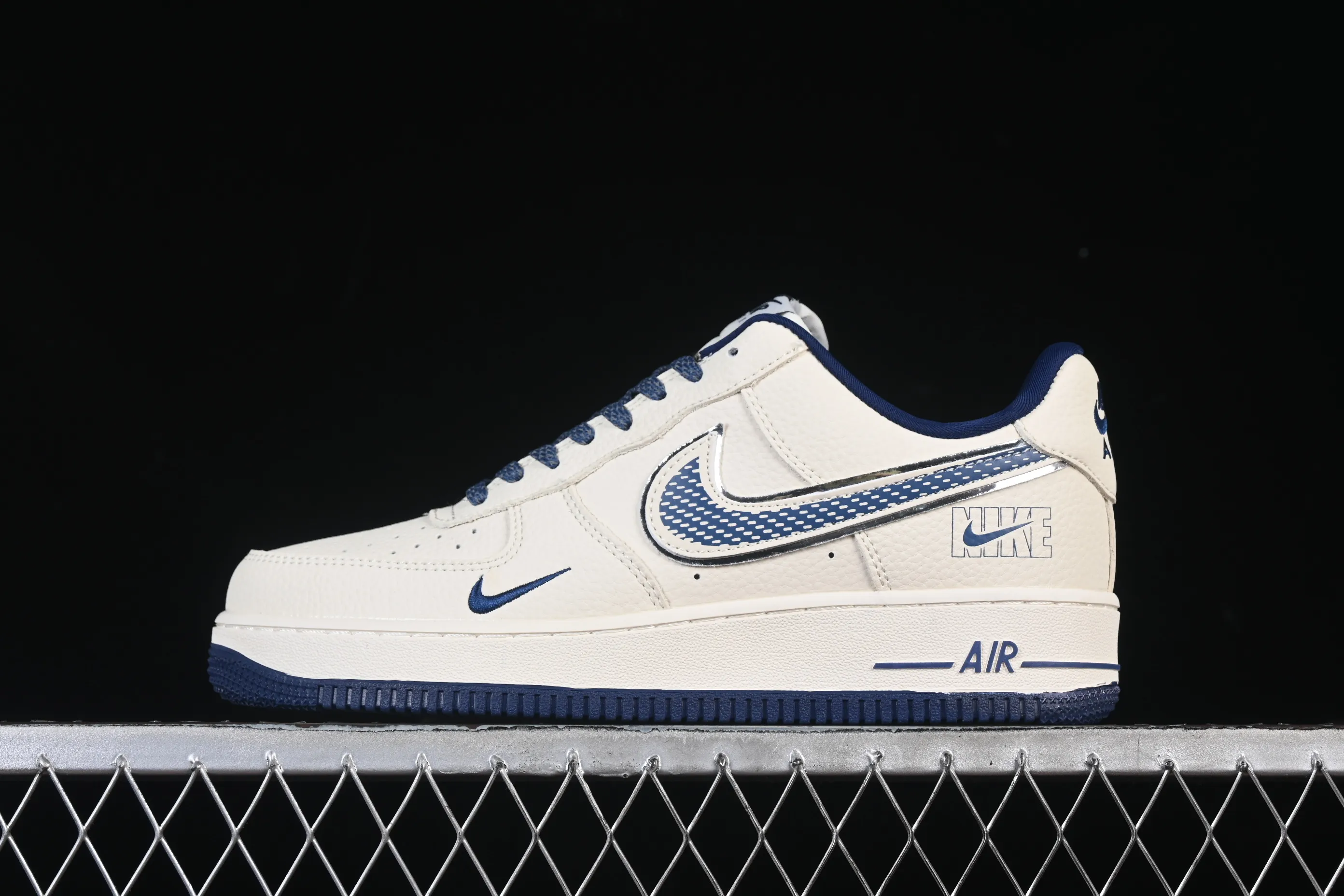 All Categories Nk Air Force 1 Air Force Series Nk Air Force 1 Low Air Force Low Nike Air Force 1'07 Low Beige Star Air Force One Low Casual Shoes DF0188-108